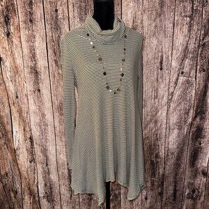 Gibiu cowl neck stripped sweater